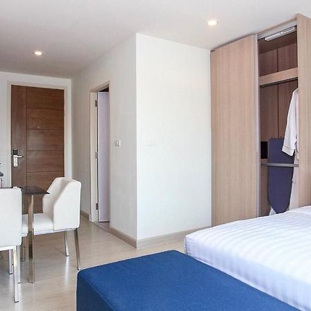 Niche Mono Sukhumvit 50 By Ariva Hotel Bangkok Exterior photo