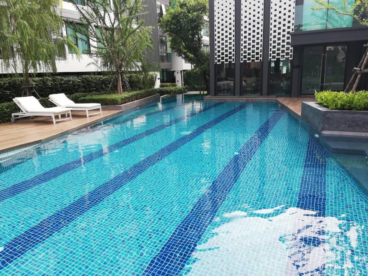 Niche Mono Sukhumvit 50 By Ariva Hotel Bangkok Exterior photo