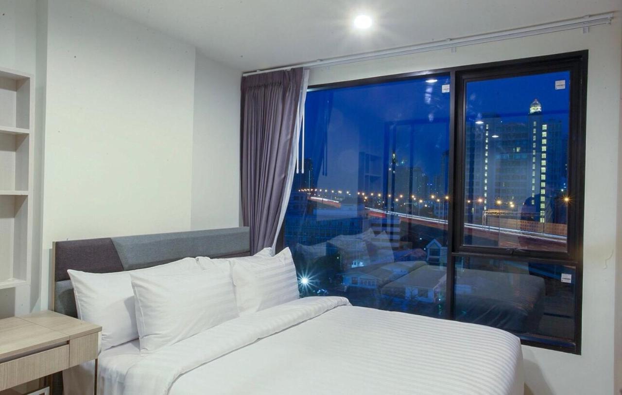 Niche Mono Sukhumvit 50 By Ariva Hotel Bangkok Exterior photo